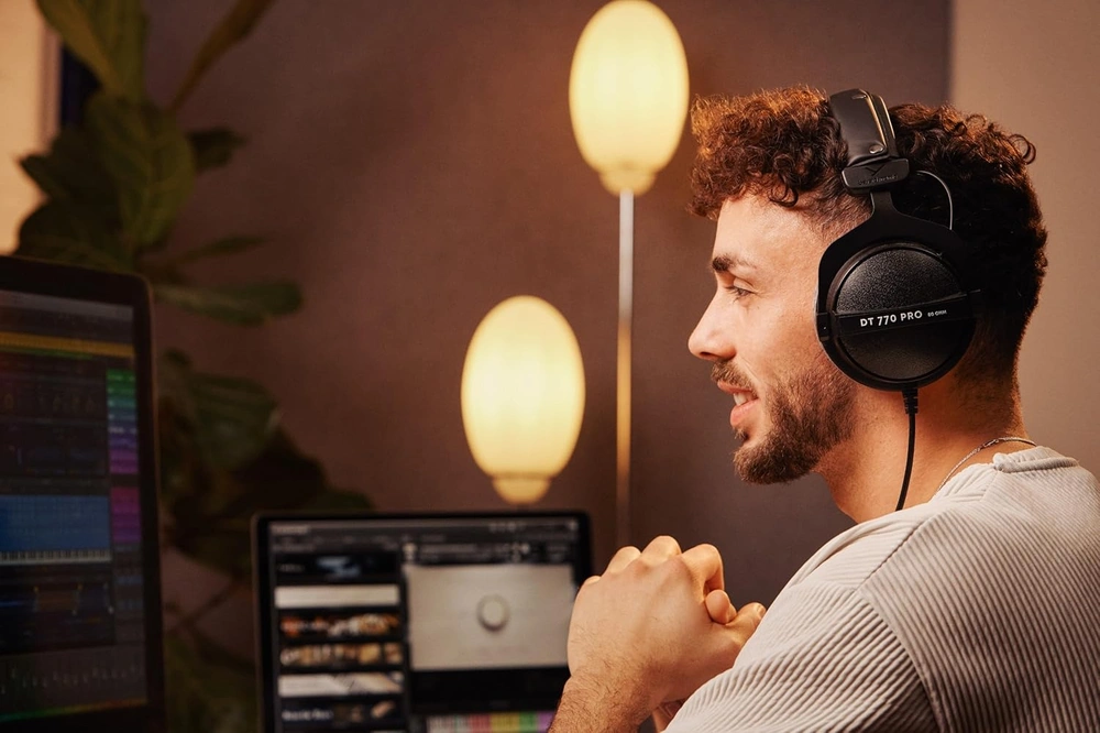 Beyerdynamic DT 770 PRO (80 Ohm) Stüdyo Referans Kulaklığı | Sesçi
